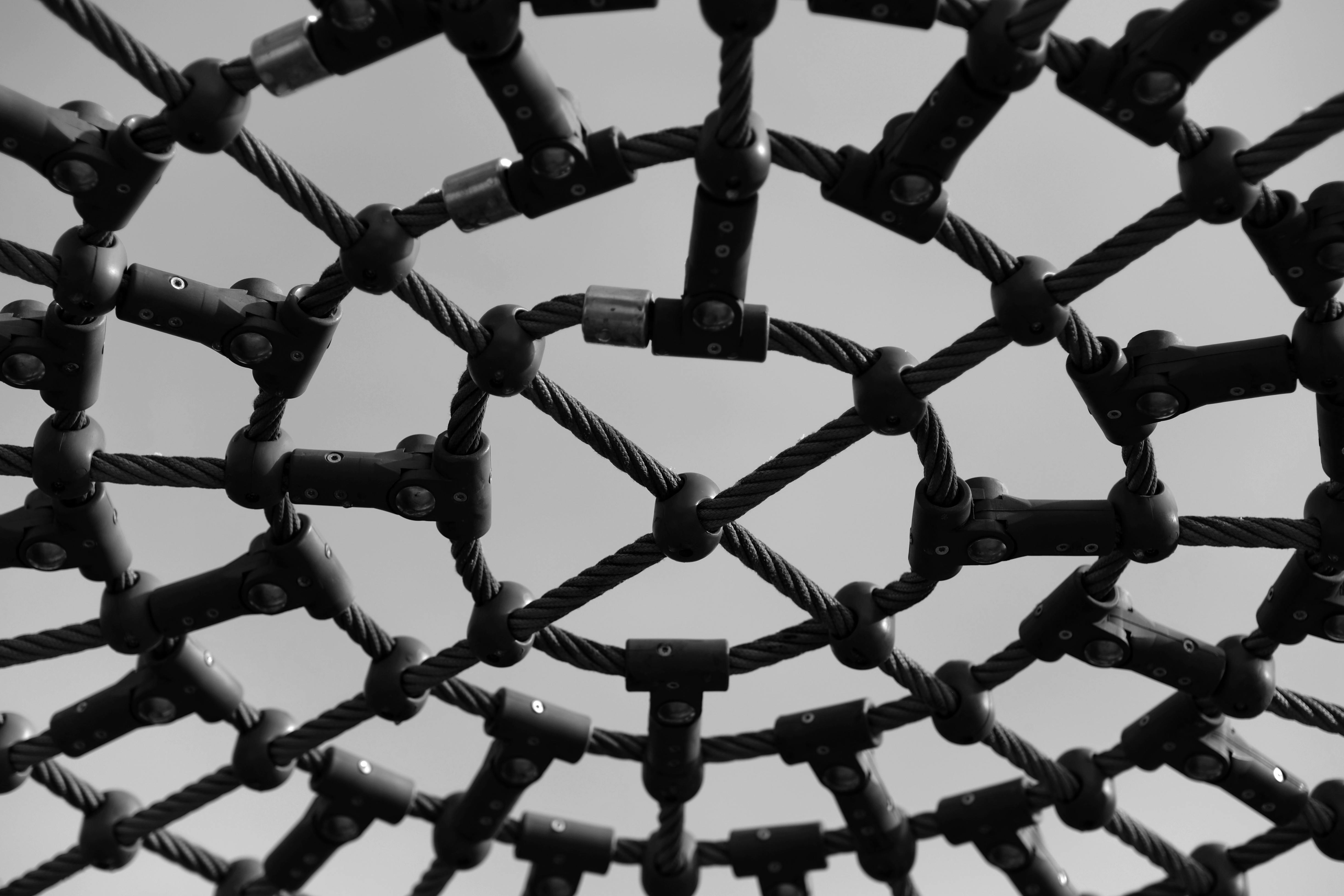 Cable network — operators and algorithms
